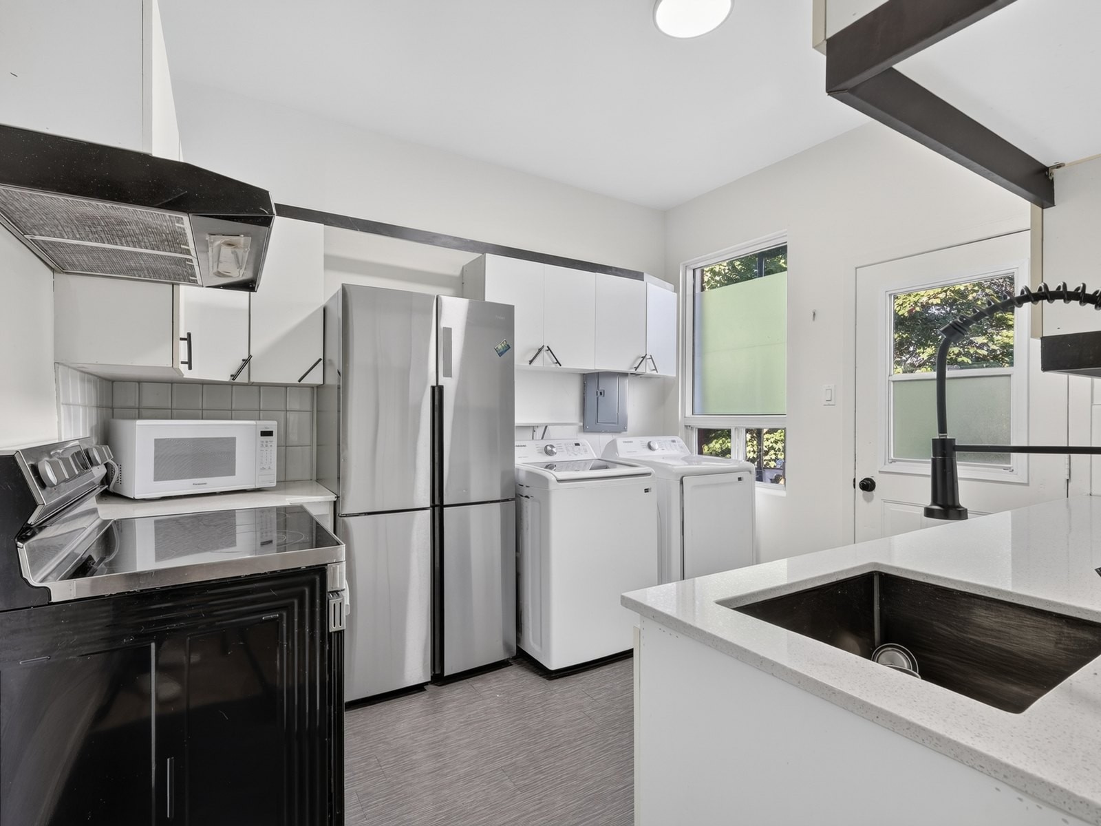 Large renovated 5½, 3 bedrooms | Hochelaga-Maisonneuve | Appliances and WiFi included