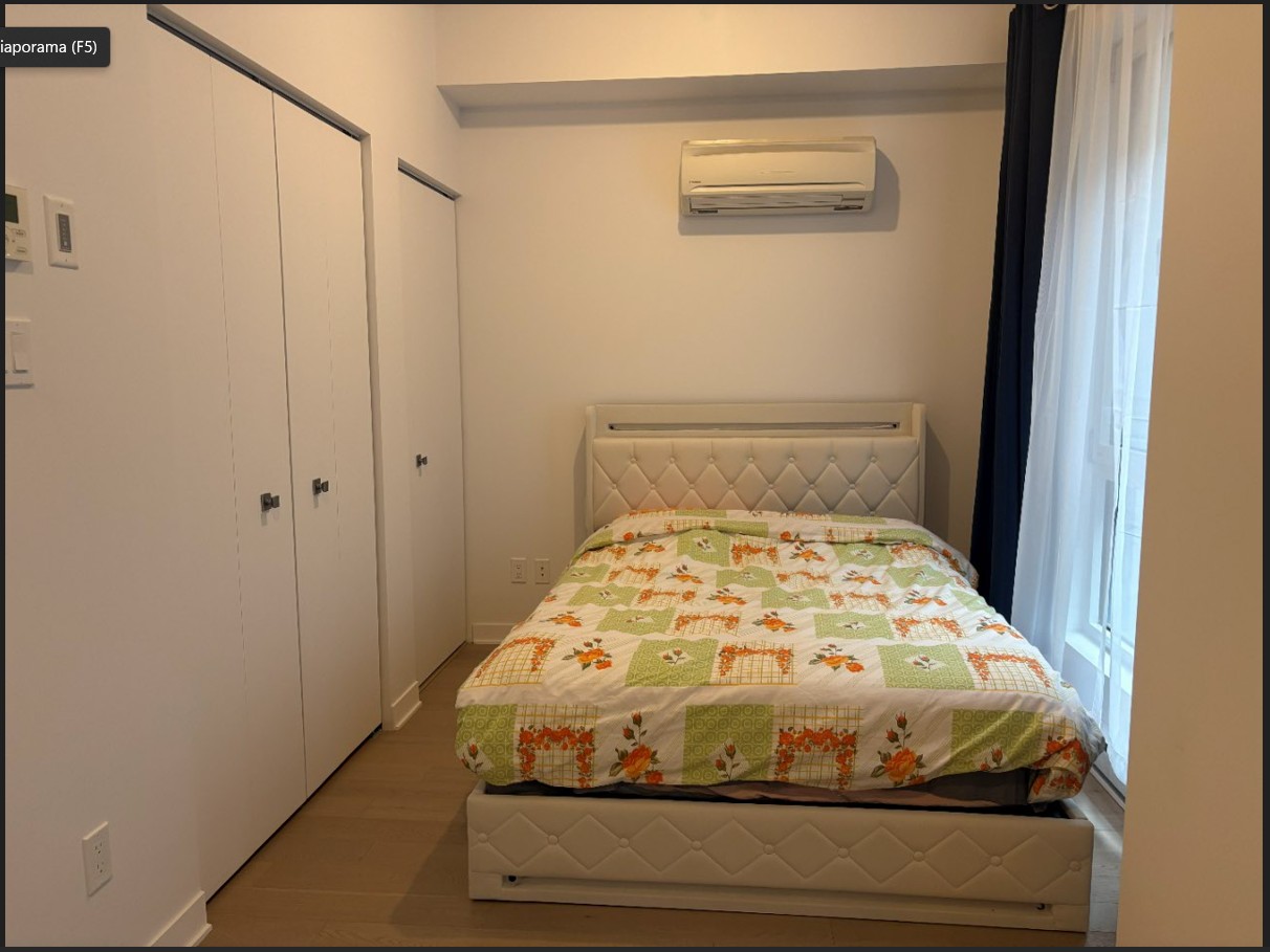 Modern Studio Condo, 1160 rue Mackay, Available Nov or Dec 1