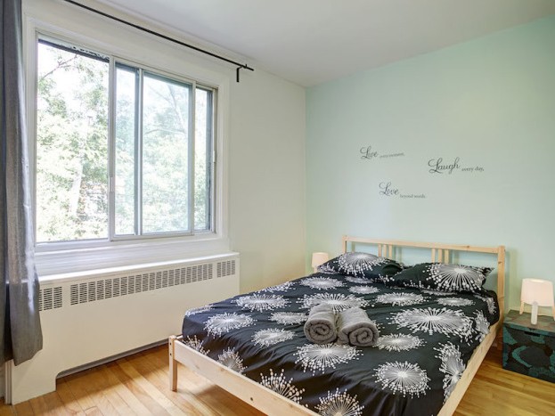 Stevie 3 furnished room | CAD 750/month | January 1
