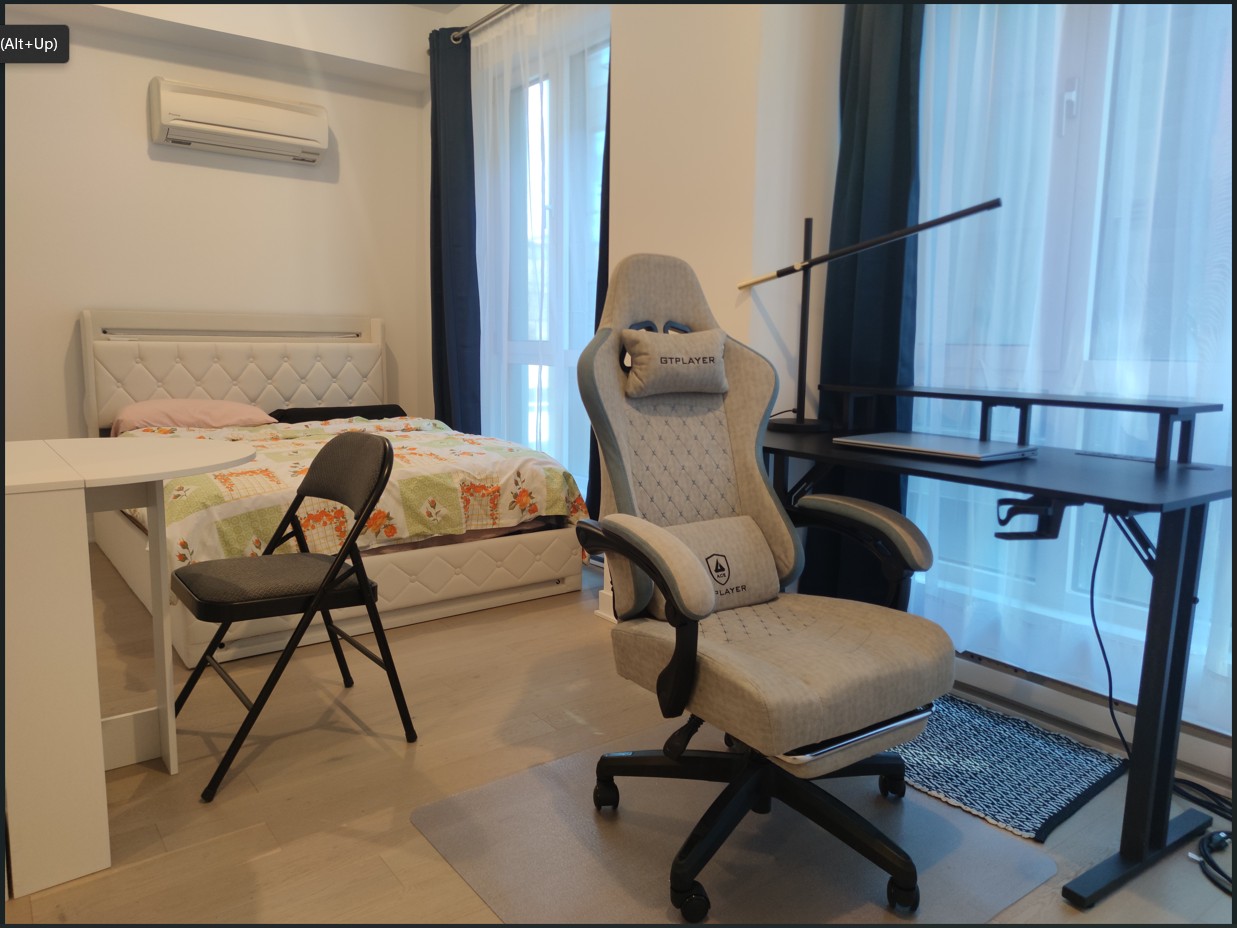 Modern Studio, 1160 rue Mackay, near metro Guy-Concordia